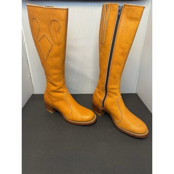 Frye Shoes - Vintage Frye Campus Boots 1970s Light Tan Size 7B Never Treated Excellent Cond.